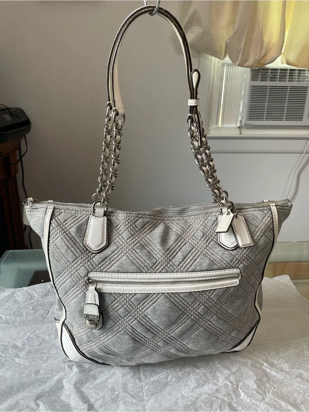 Coach Poppy 2013 EUC Quilted Jersey Small Chain Tote 2 Hangtags $278 Retail